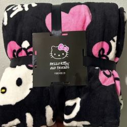 Hello Kitty Blanket 