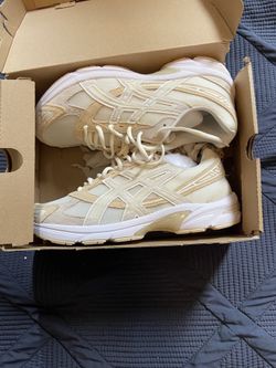 ASICS