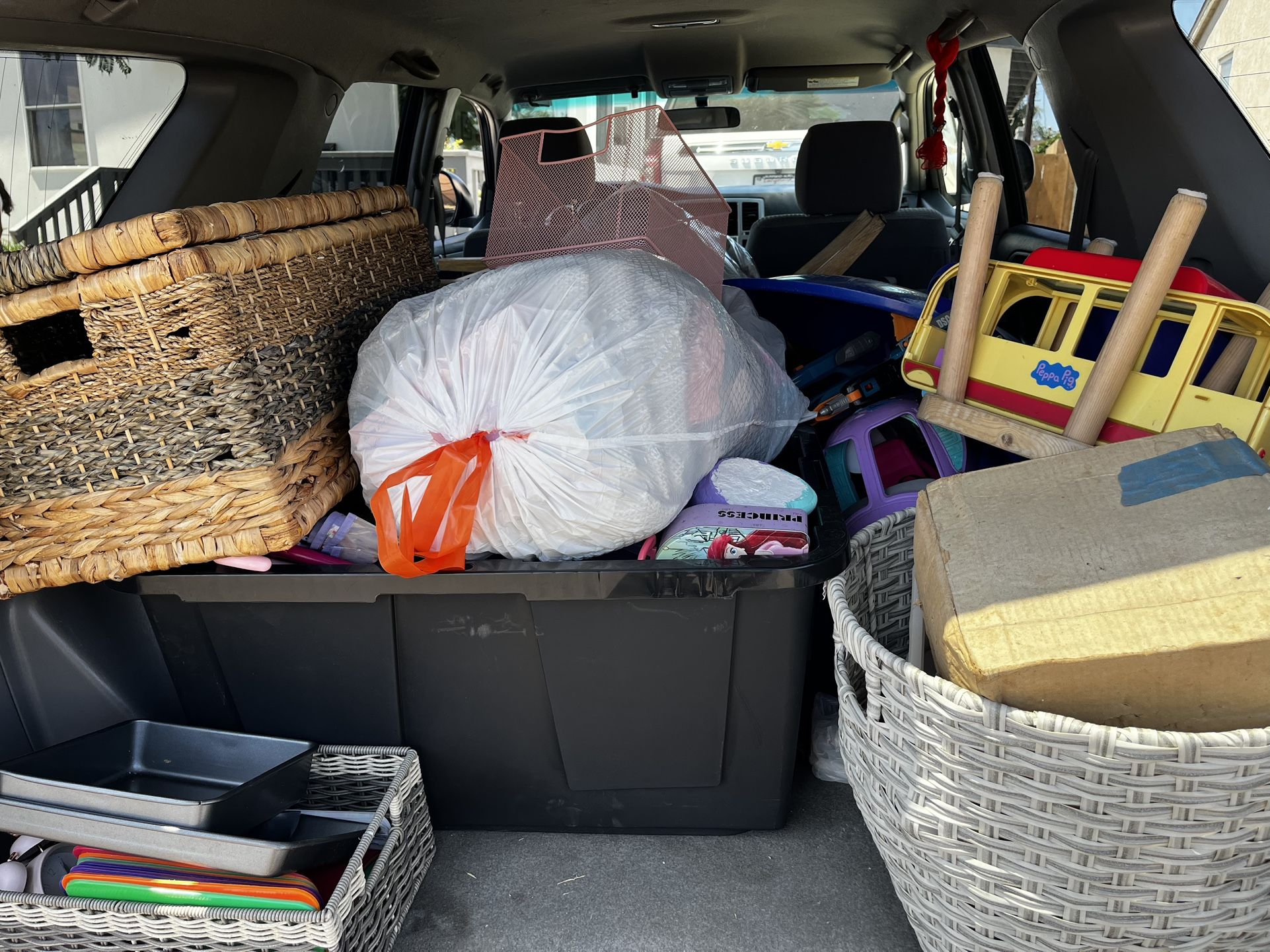 Loads Of Items!! Girls Clothes Barbie Airplane Chairs Umbrellas