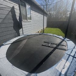 Trampoline