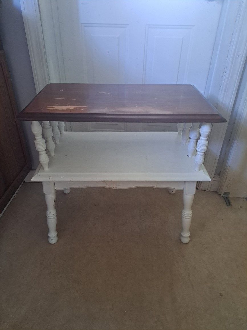 Small Sidd Table