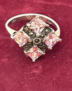 Sterling Pink Ice Rung Sz 7  R252