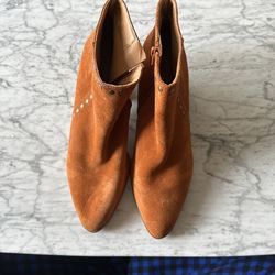 Lucky Brand Linnea Cashew Oiled Suede Women’s Bootie-Side Zip