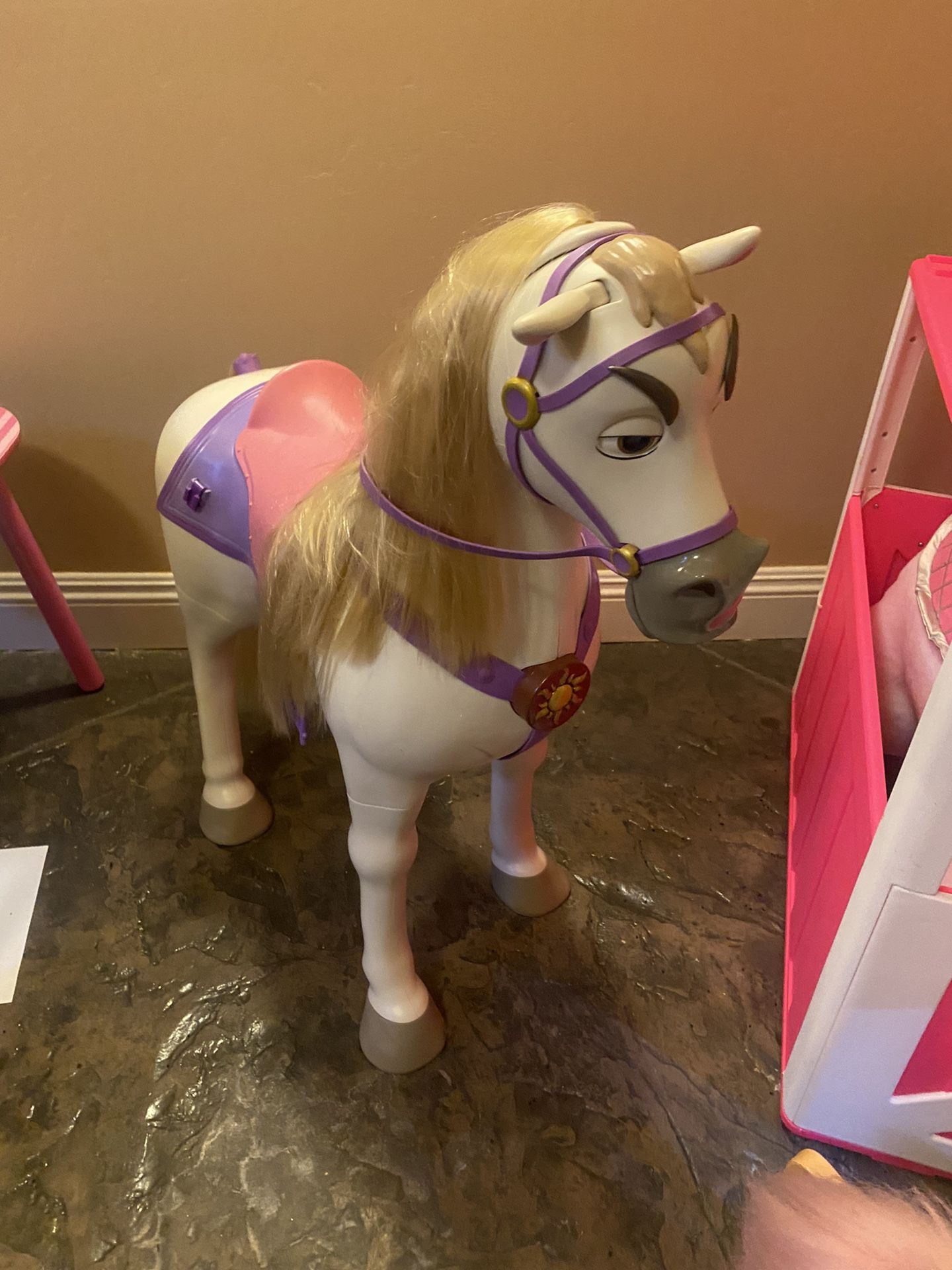 Maximus Rapunzel Playdate Disney 32” Animated Horse