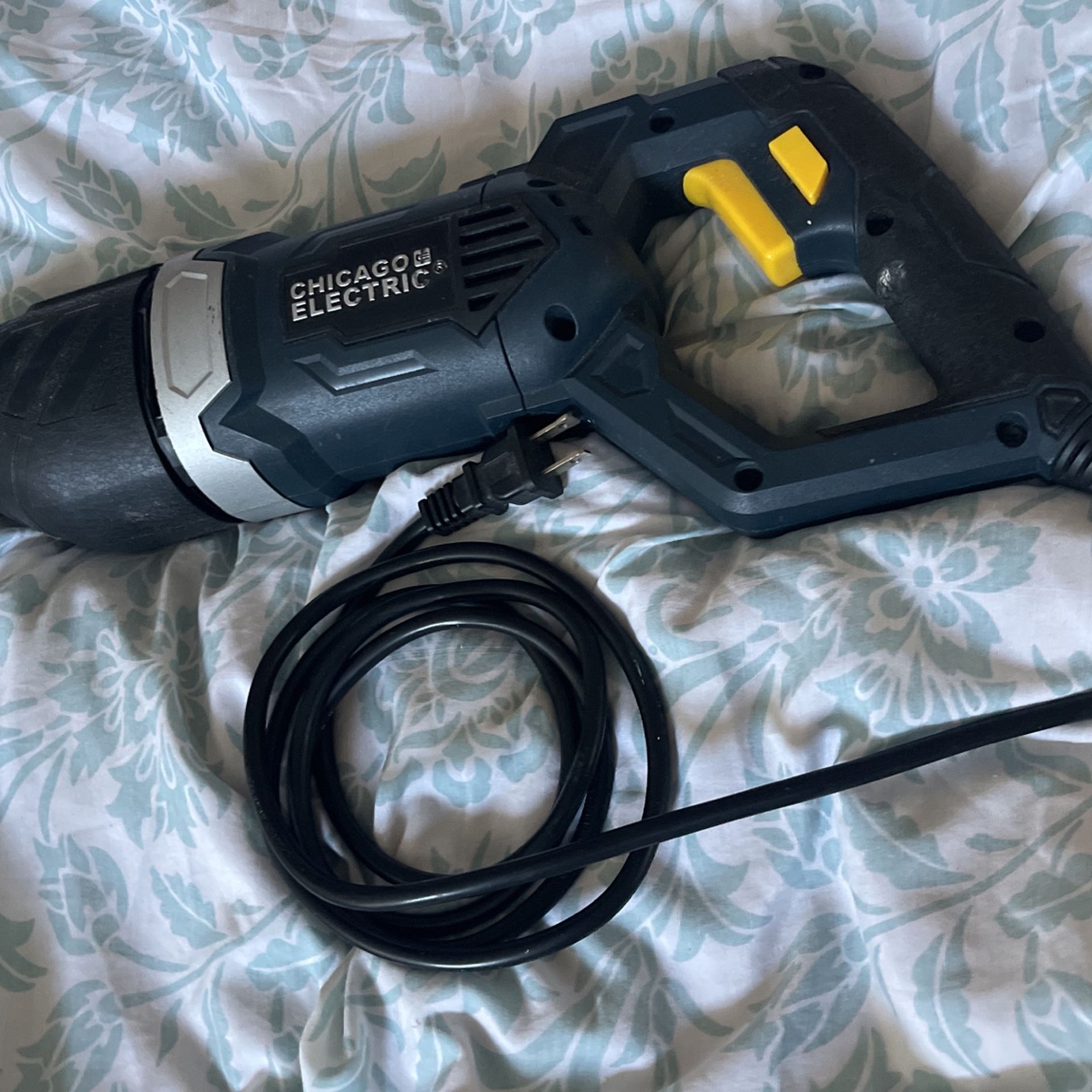 Chicago Electric Sawzall Black & Blue for Sale in Wilmington, CA OfferUp