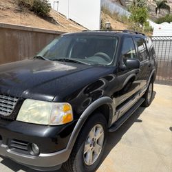 2004 Ford Explorer