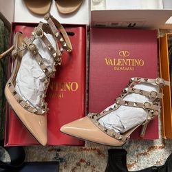 Women’s Size 7 Valentines Day sale 