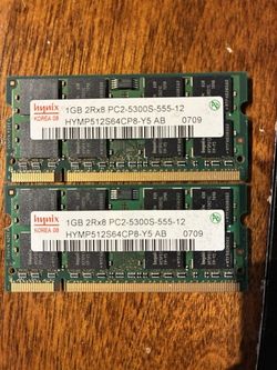 2x Hynix 1GB DDR2 667MHz PC2-5300S Laptop RAM – 2GB Total