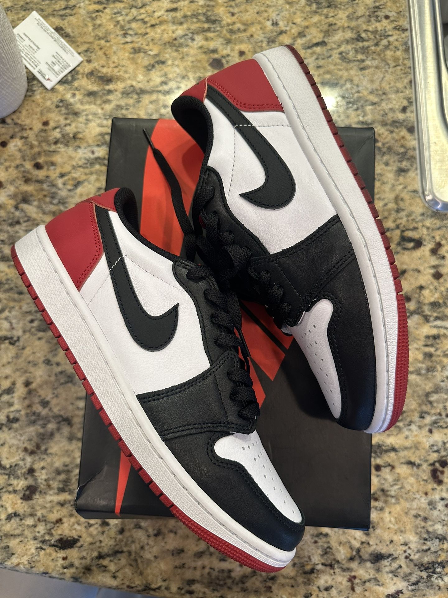 Jordan 1 Low 8.5
