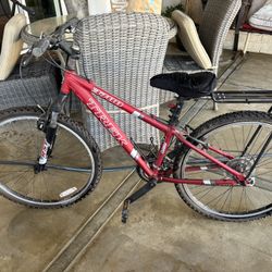 Trek 3700 Mountain Bike – Small Frame – Shimano 