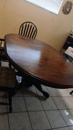 Oak Dinning Room Table