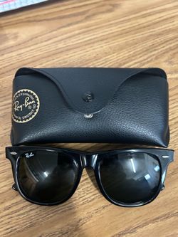 Ray-bans wayfarers