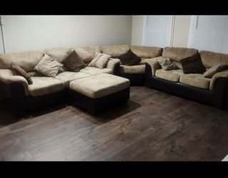 Large Sectional Sofa with Ottoman