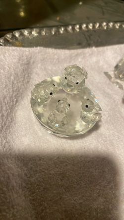 SWAROVSKI CRYSTAL MOTHER BIRD & BABIES IN NEST BIRDBATH 7470NR50