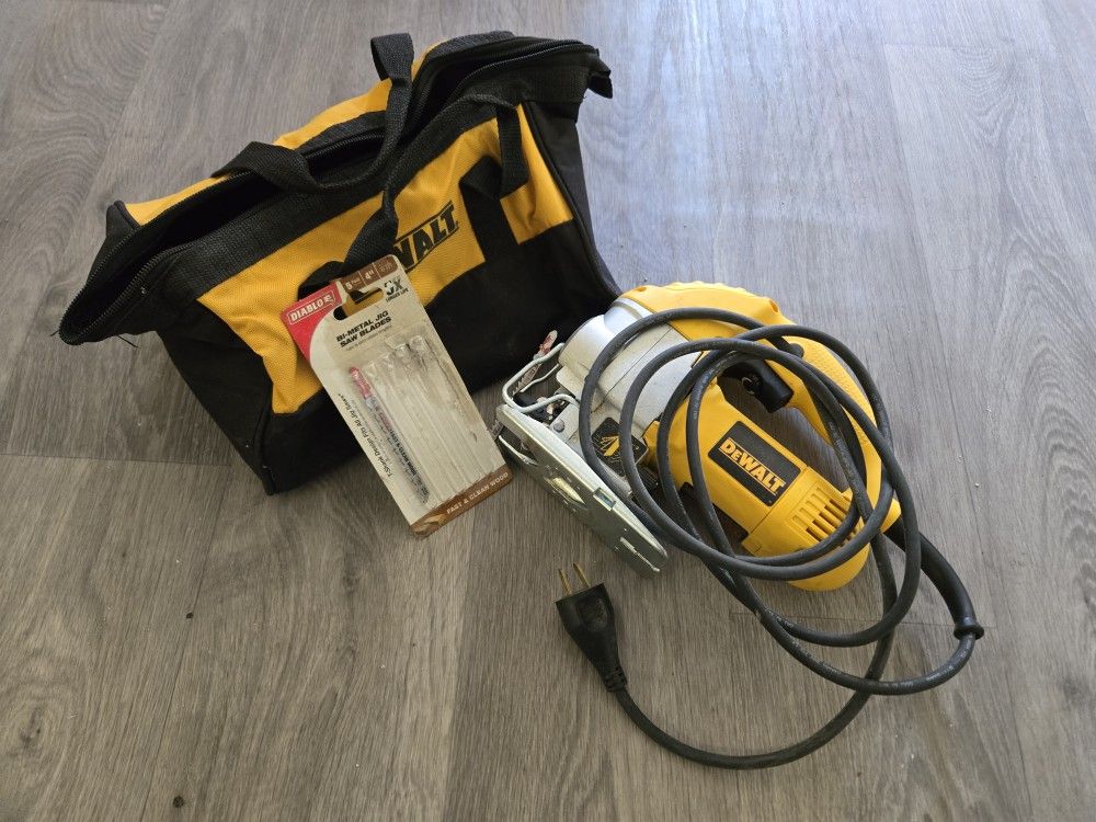 Jigsaw With Bag
