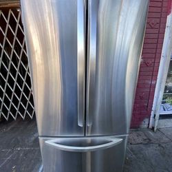 REFRIGERATOR FLAT 30WIDE LG 🆓️FREE DELIVERY 🆓️ STAINLESS STEEL 