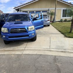 2009 Toyota Tacoma Pre-Runner V6