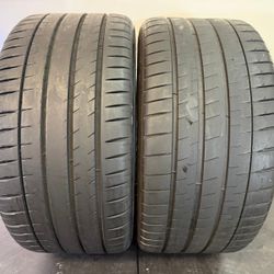 V597  285 35 20 104Y  Michelin  Pilot Sport 4S  - 2 Used Tires 70%-80% Life 