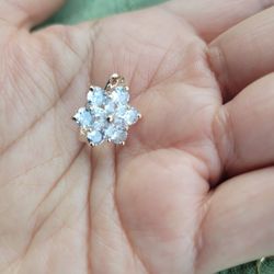 ARETES PEQUEÑOS 