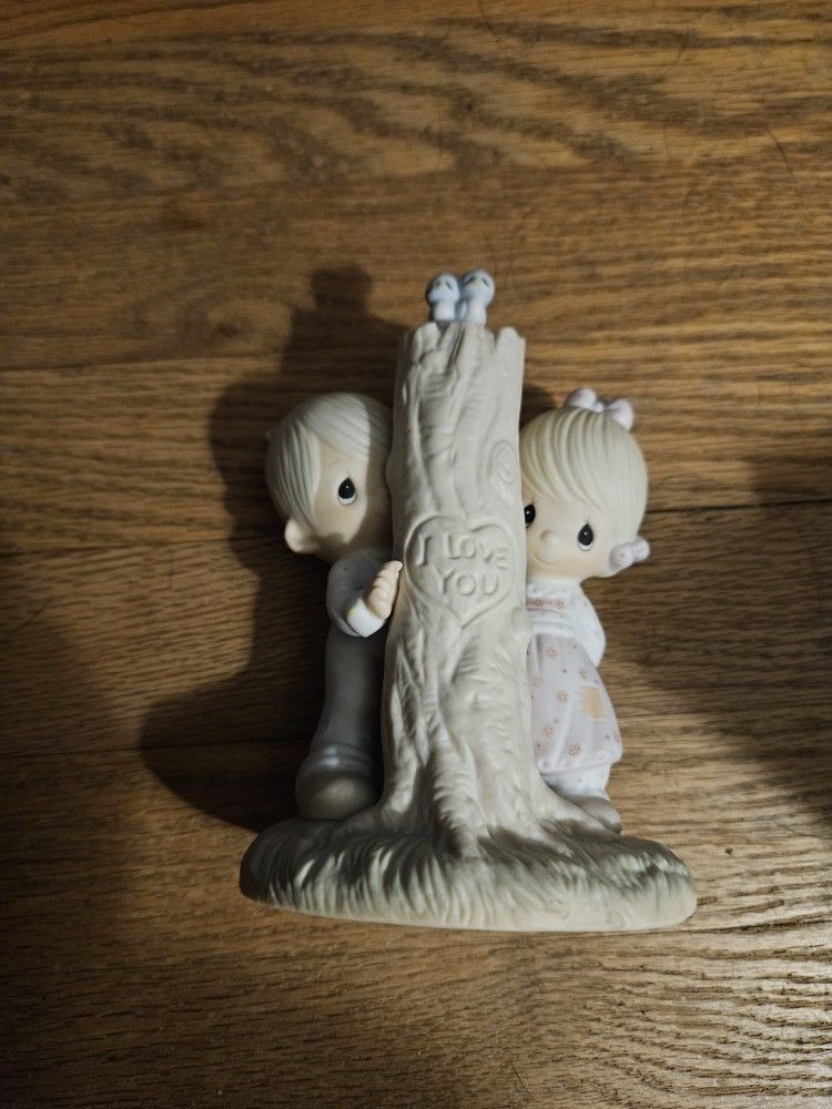 Precious Moments Figurine