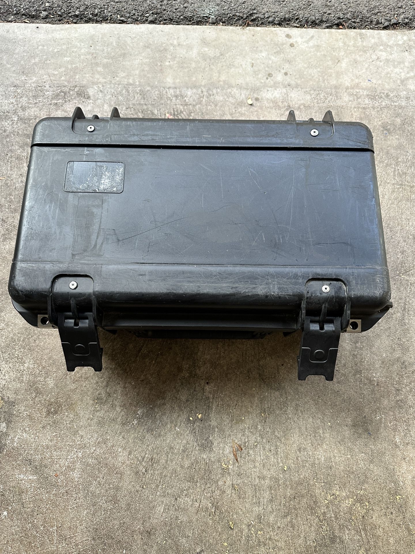 22” Rolling Pelican Tuff Case (Small)
