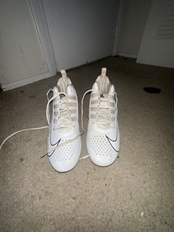 Football cleats