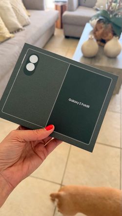 Samsung Galaxy Z Fold8 256GB Lavender – Brand New Sealed