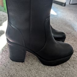 Black Boots