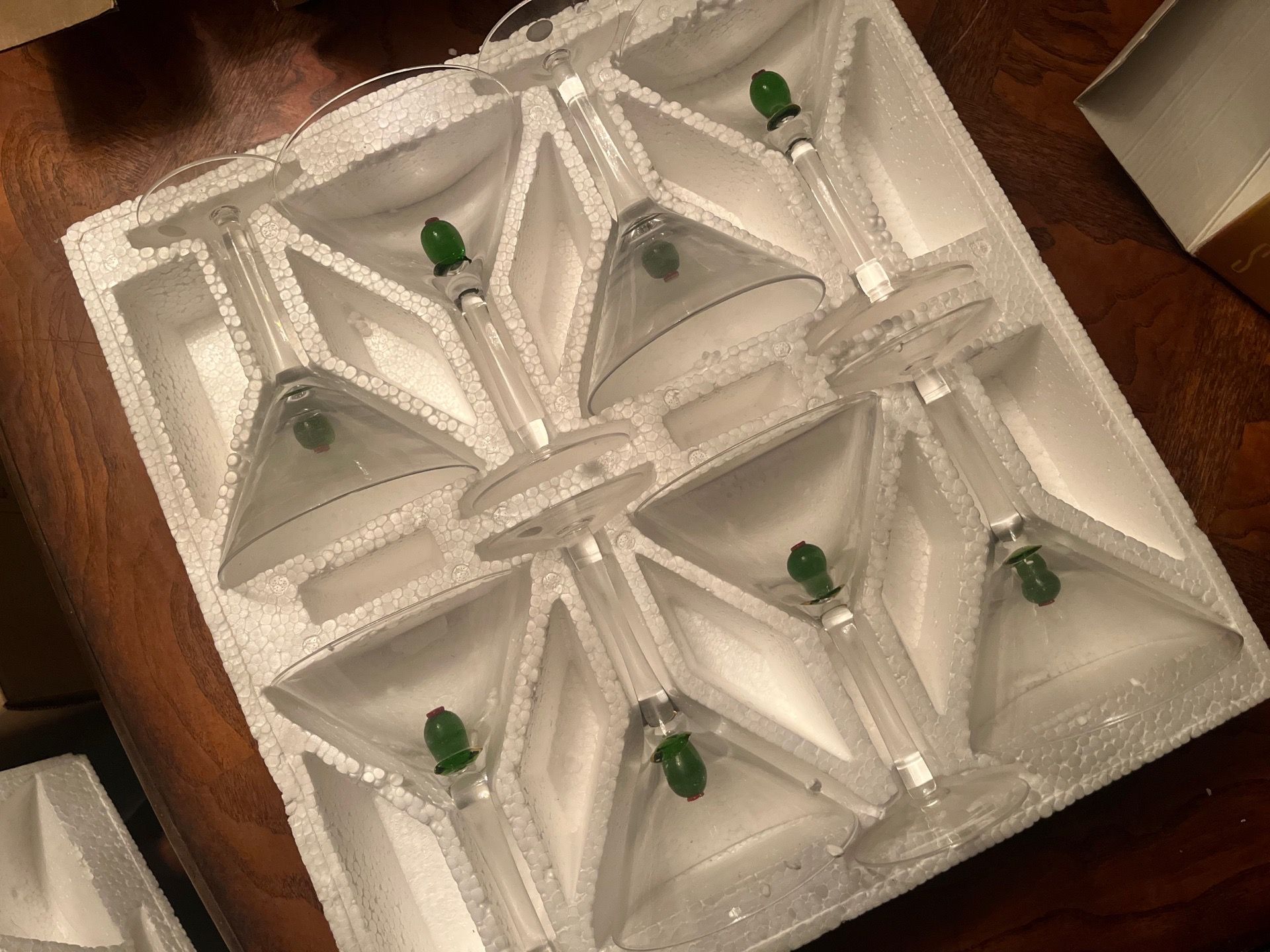 8 Martini Glasses