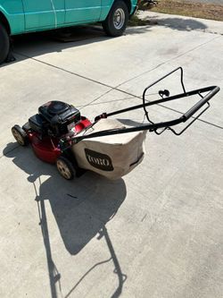 22” Toro lawnmower 149cc