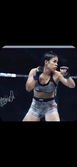 Rachael Ostovich Signed Photo 8x10