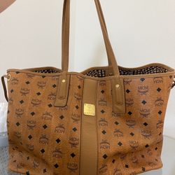 MCM Liz Large Reversible Visetos Shopper Tote Bag