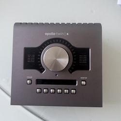 Universal Audio Apollo Twin X DUO thunderbolt 3 Audio Interface