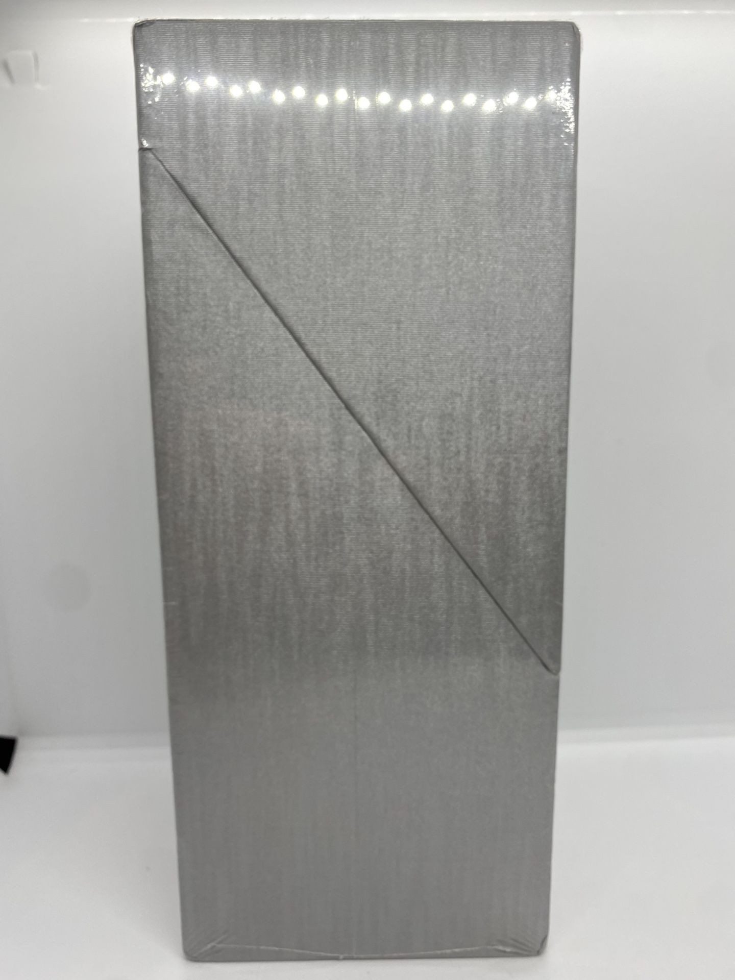 Perfectio Zero Gravity LED Skin Rejuvenation Infrared Light Therapy Sealed