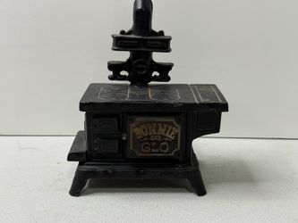 Vintage Cast Iron “Bonnie Glo” Miniature Stove - Collectible