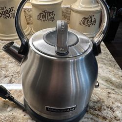 KitchenAid ® 1.25-Liter Silver Electric Tea Kettle