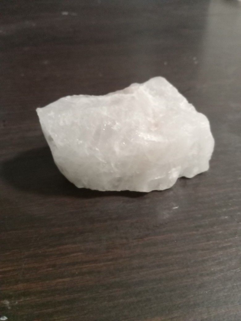 Clear quartz crystal