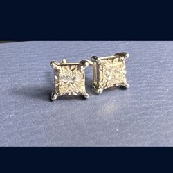 Radiant Reflections 1 ct tw Diamonds 10K White Gold Earrings