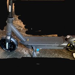 NINEBOT MAX G2 ..NOT RUNNING .PART