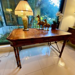 Great Desk Signed deep and comfortable
