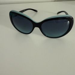 Authentic Tiffany & Co. Sunglasses – Signature Blue – With Case