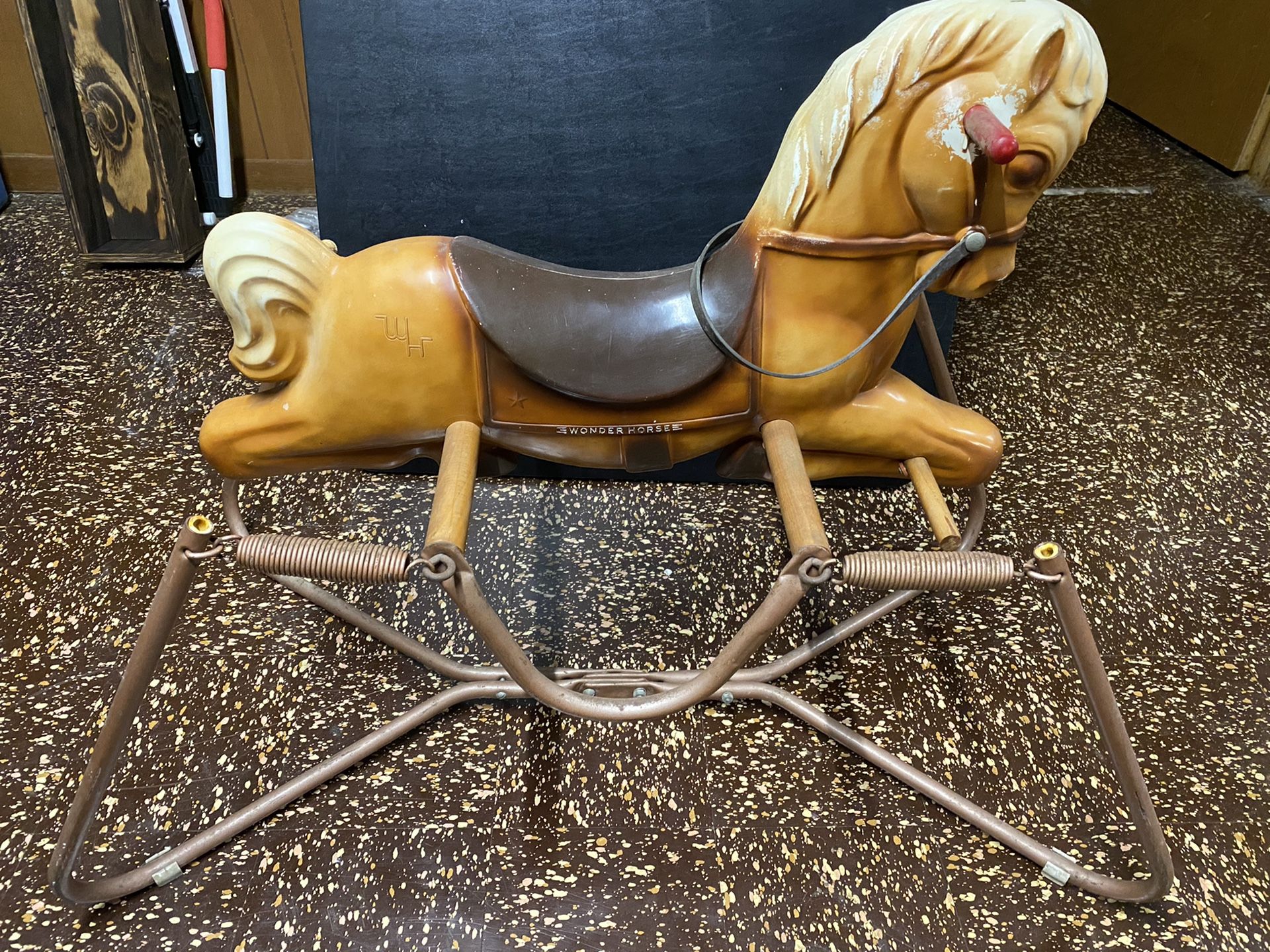 Vintage Wonder Horse