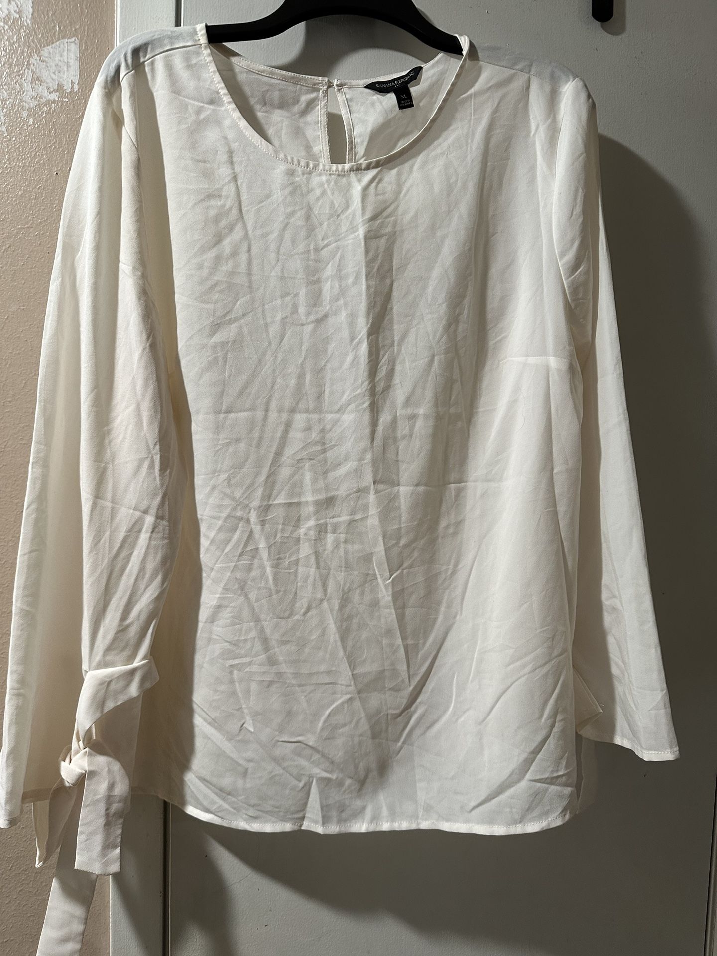 Beige Banana Republic Xl Top