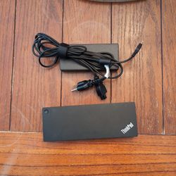 Lenovo ThinkPad Universal Thunderbolt 4 Dock