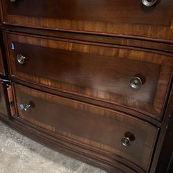 Solid Wood Dresser 