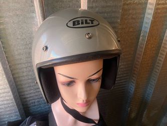 Motorcycle helmet