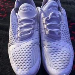 Nike Air Max 270 Triple White – Size 6.5(Men’s) – Lightly Worn