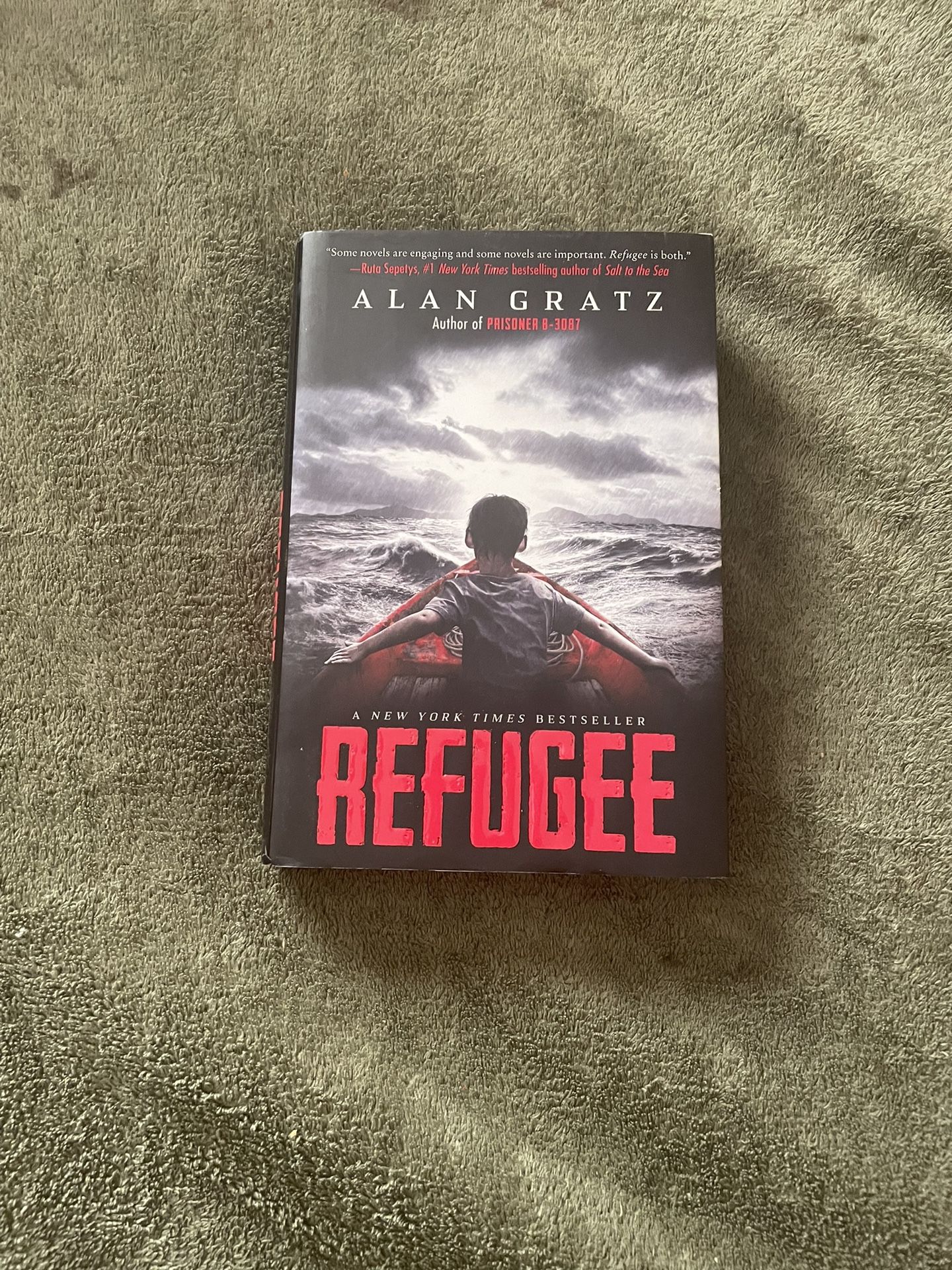 Refugee by Alan Gratz 
