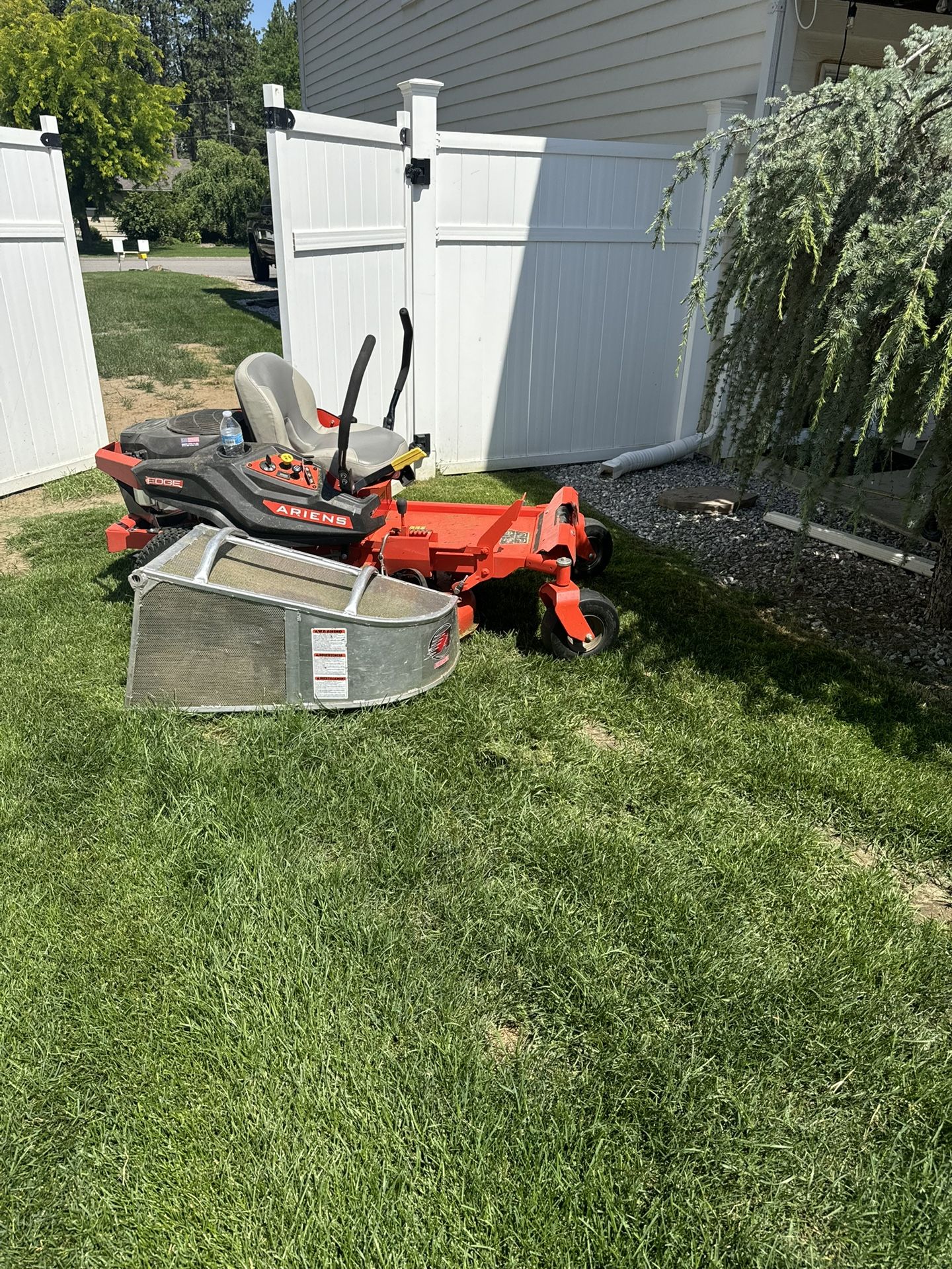 Ariens Edge 34 Zero Turn Mower