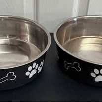 Set of Two Large Dog Pet Bowls Food Water $7 for Both 